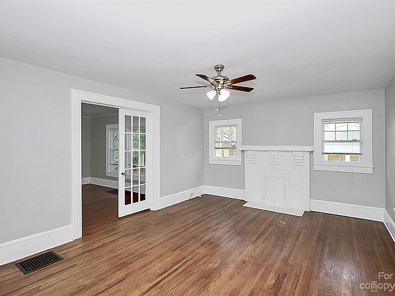 4th image of 609 S South St