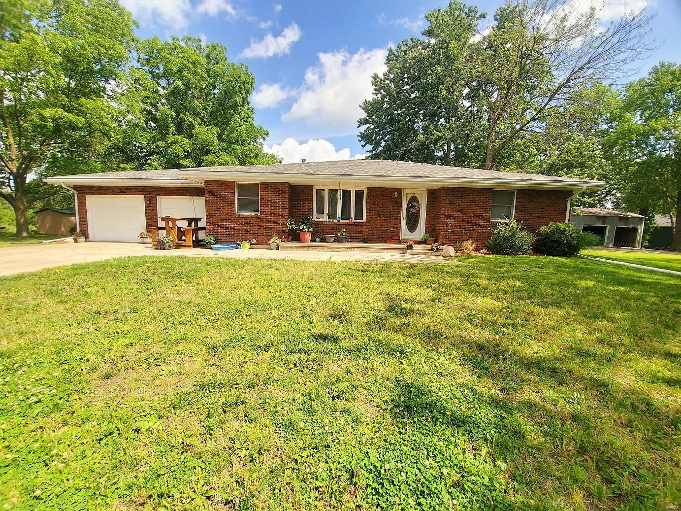 108 W Canton St, Lewistown, MO 63452 Zillow