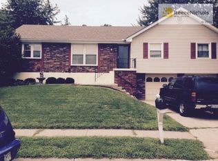 2600 S Whitney Ave, Independence, MO 64057