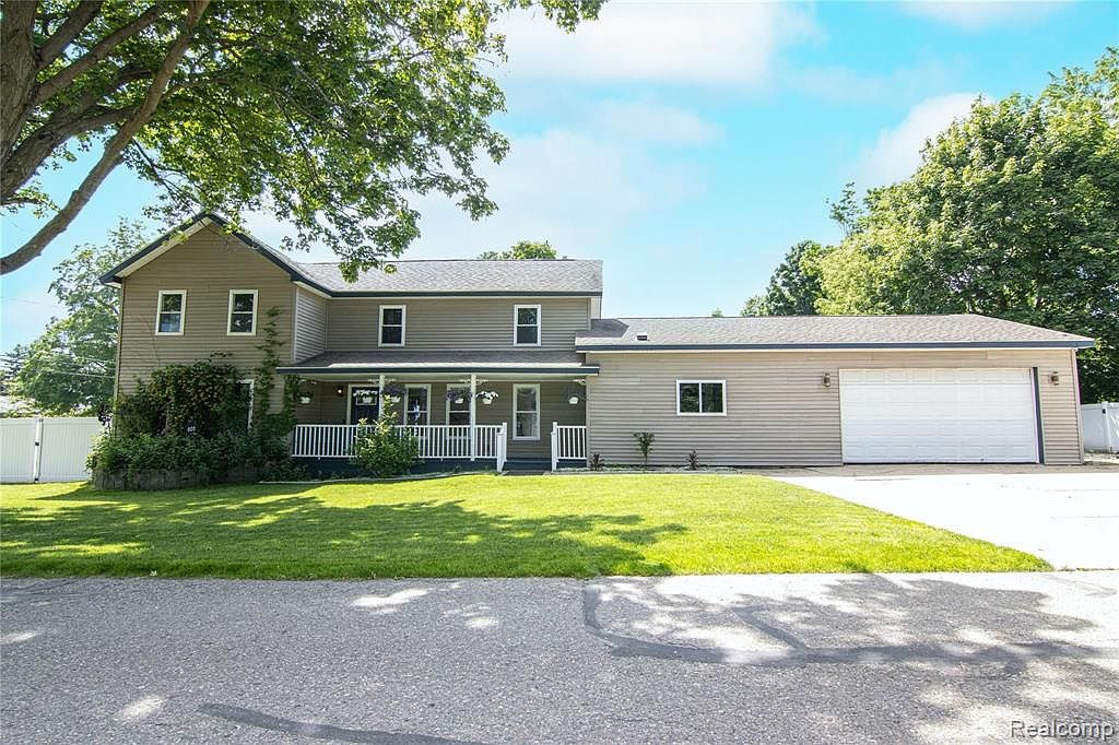 602 W Maple Ave, Bancroft, MI 48414 Zillow