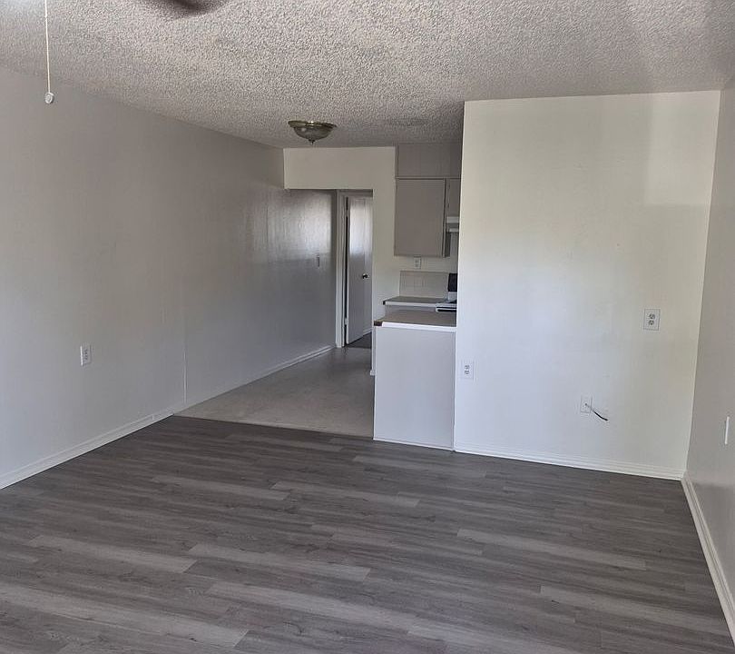 1st image of 317 Young St #2