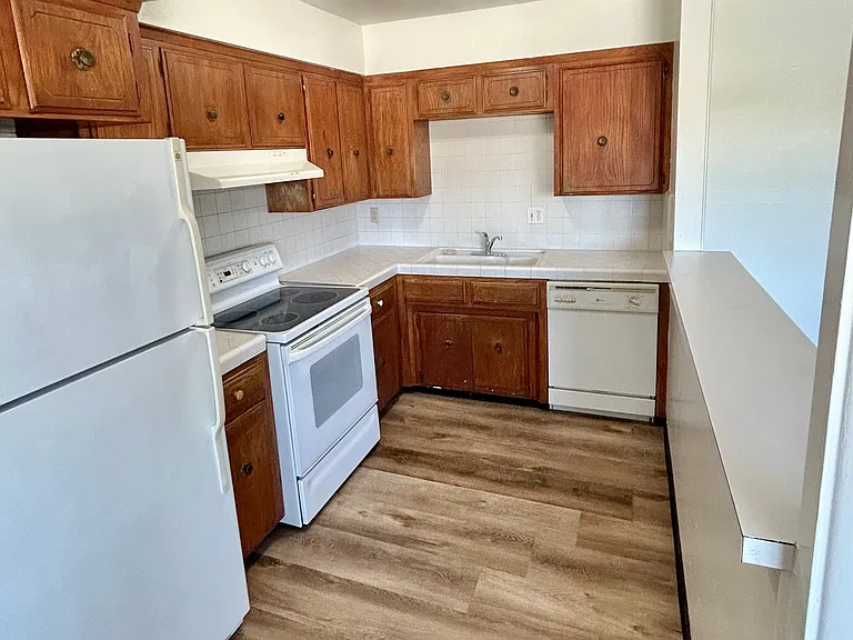 6019 N College Ave #J — Photo 3
