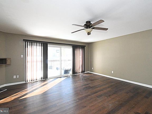 5th image of 839 Durant Ct #21