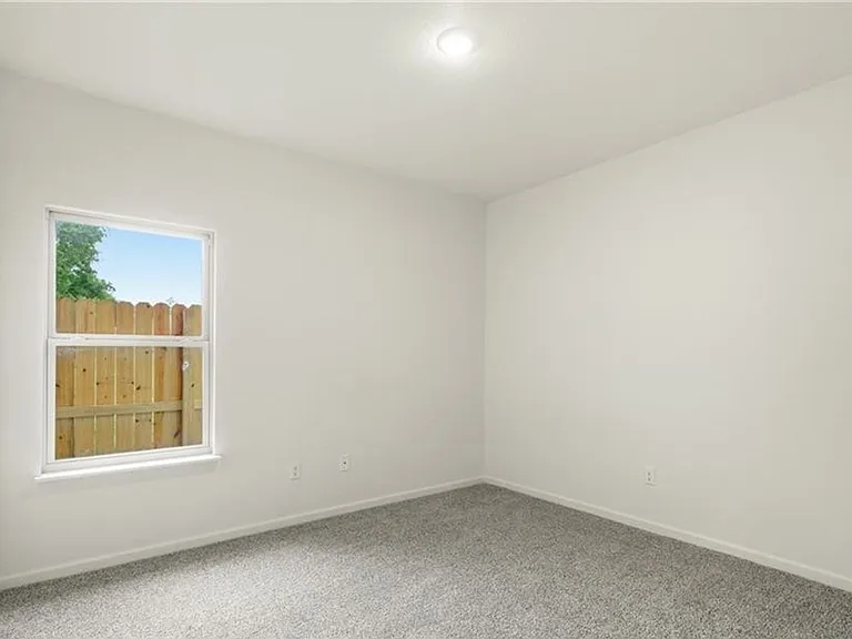 704 Norris Ave — Photo 11