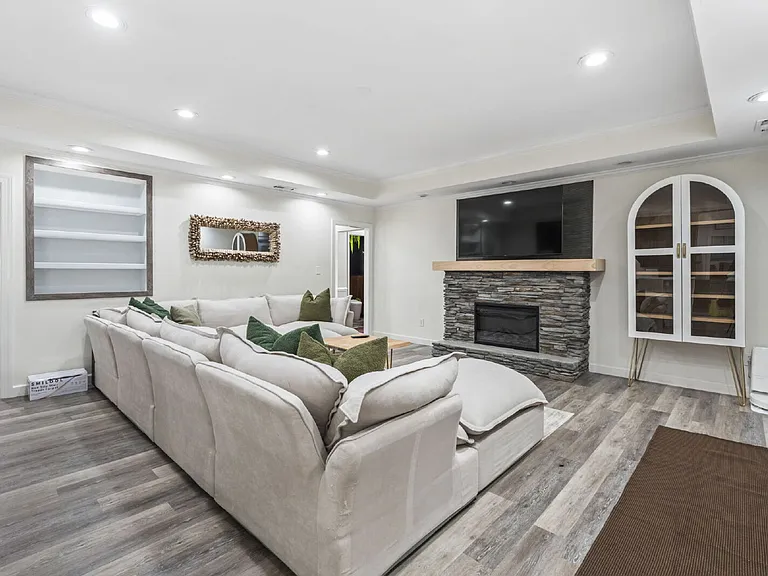6125 R C Sarvis Ln — Photo 18