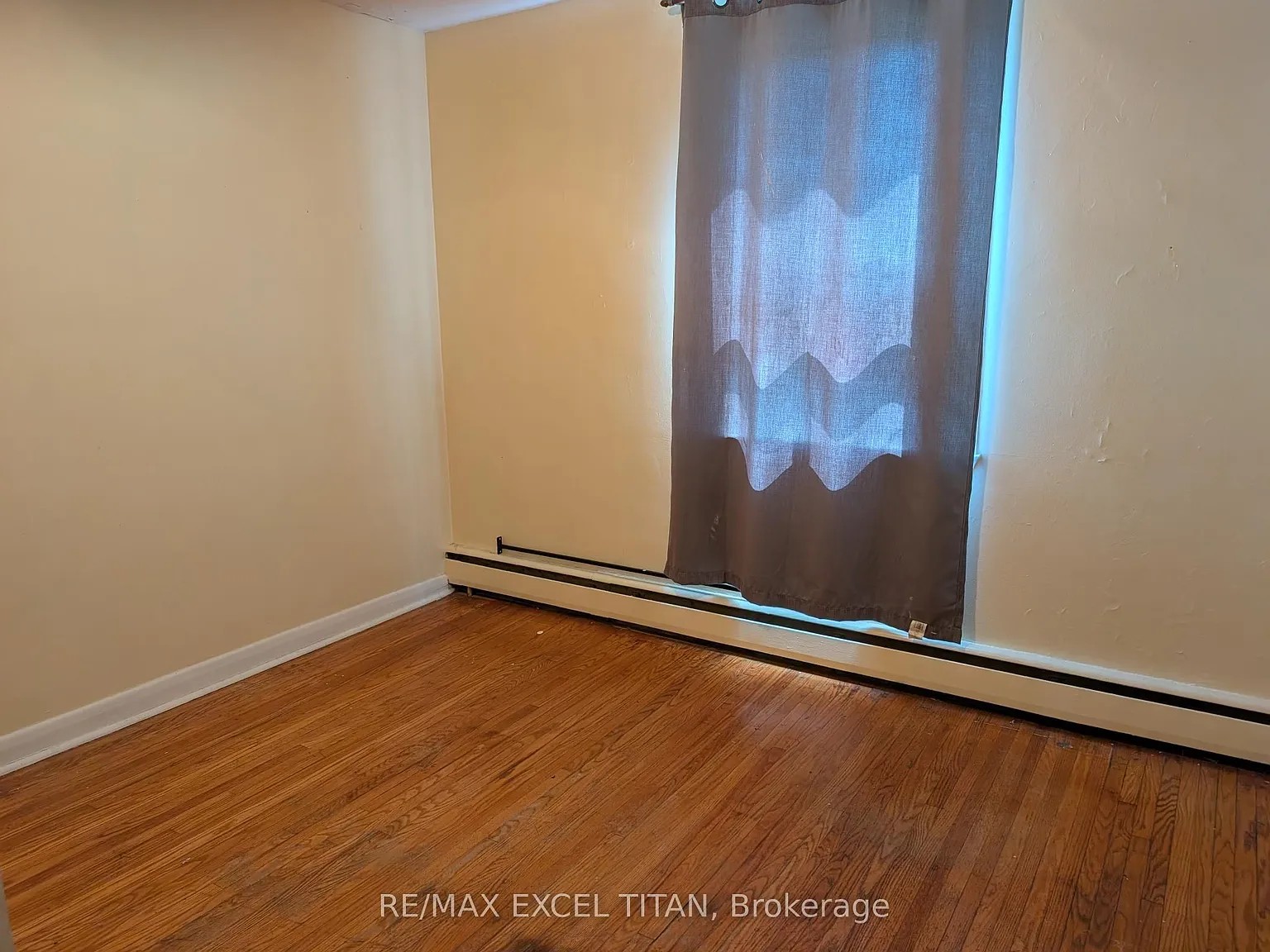 2 bed, $1,800 — Photo 2