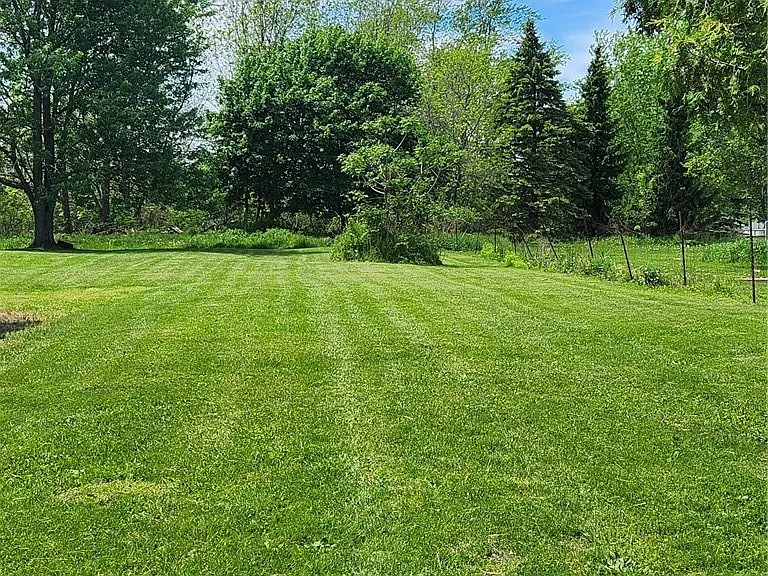 5834 S Transit Rd — Photo 14