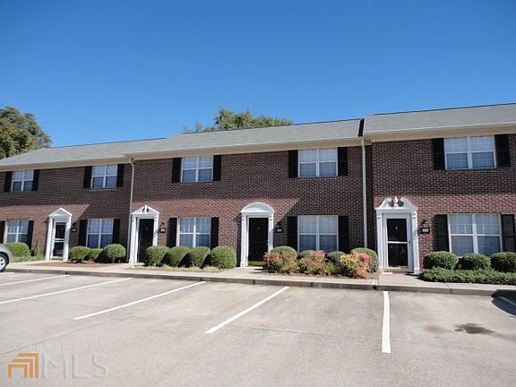 2nd image of 2884 Florence Dr #F-3