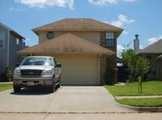 1004 NE 23rd St, Moore, OK 73160