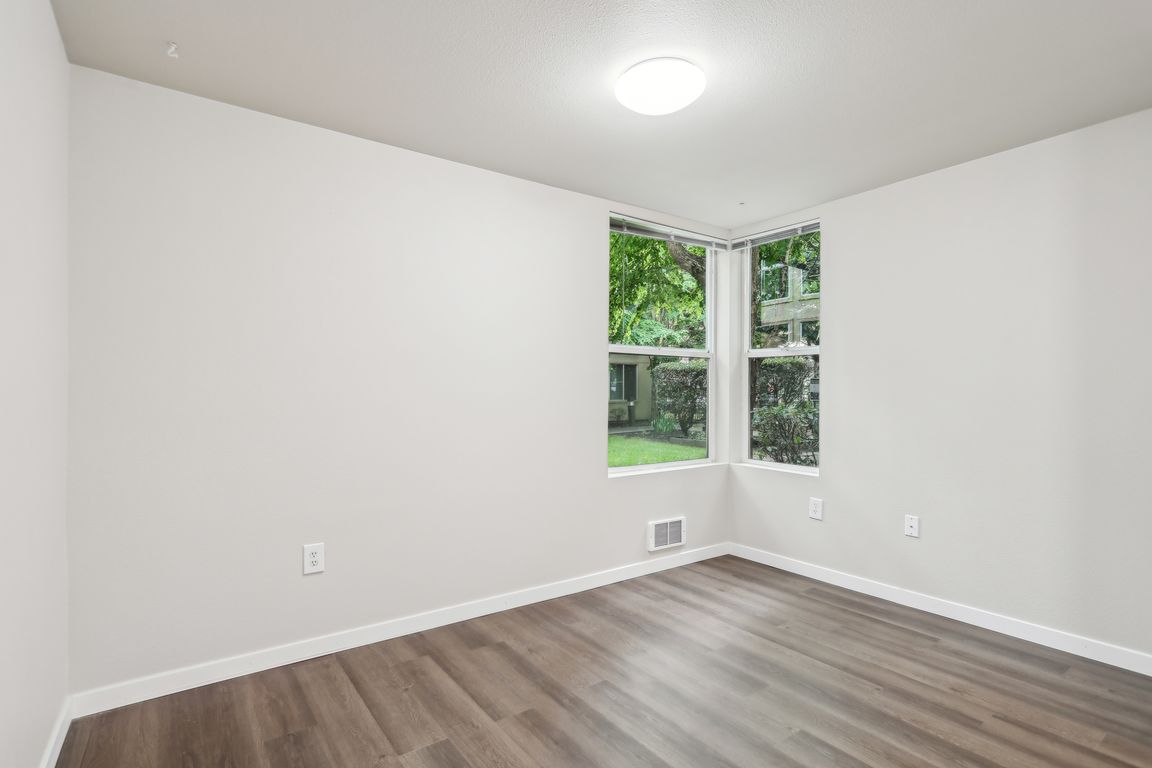 Side Living Room