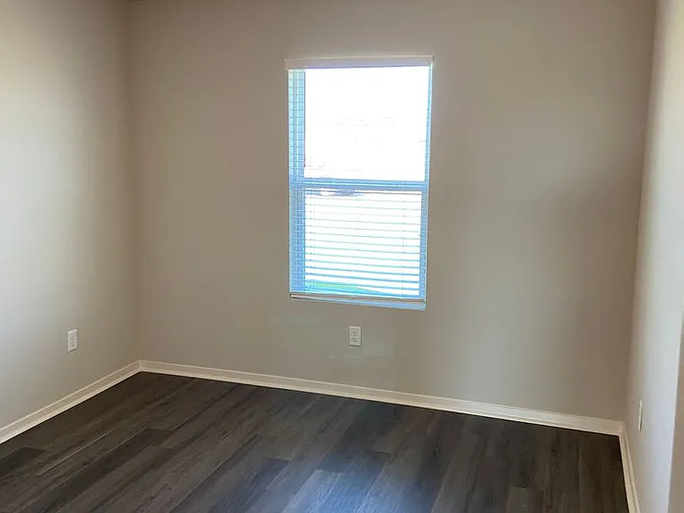 108 Ellis Dr — Photo 10
