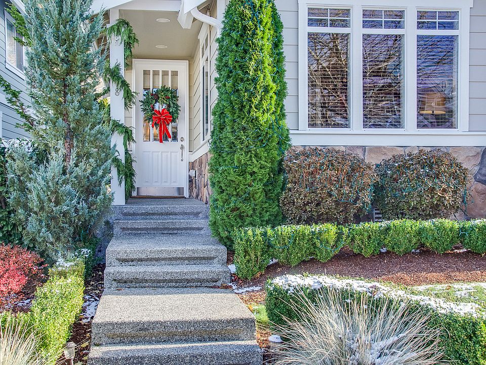 1st image of 1708 28th Ave NE