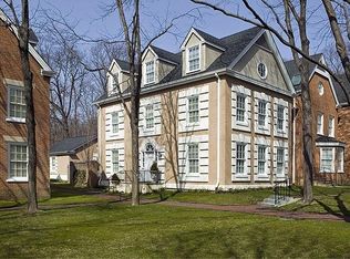 62 Governors Ln, Princeton, NJ 08540