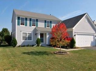 314 Lexington Ln, Grayslake, IL