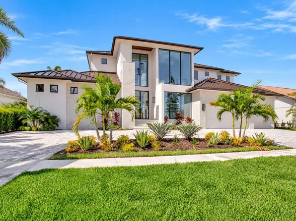 268 N Barfield Dr, Marco Island, FL 34145