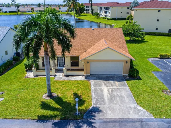 11350 Caravel Cir, Fort Myers, FL 33908