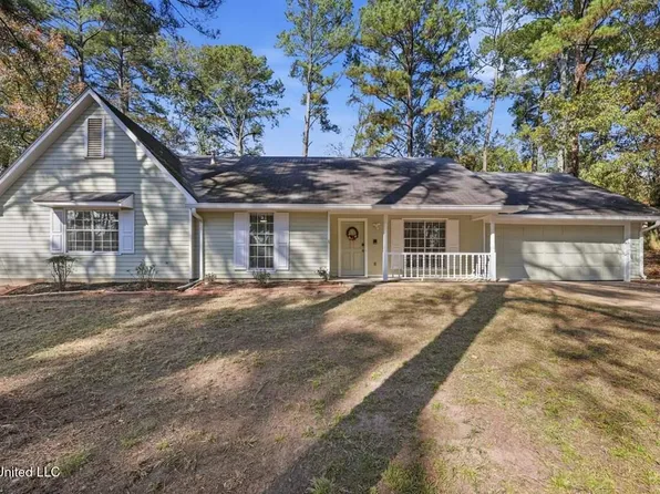1534 Tracewood Dr, Jackson, MS 39211