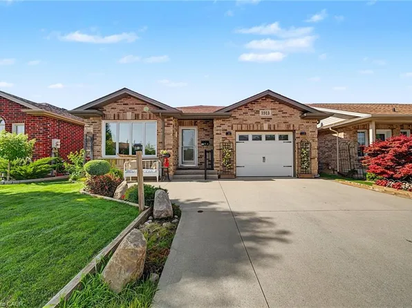 3913 Primrose Ln, Lincoln, ON L0R 2C0
