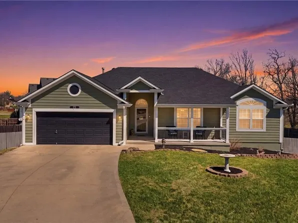 3206 Steel Cir, Harrisonville, MO 64701