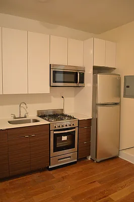 Rented by CoSo Apartments | media 14