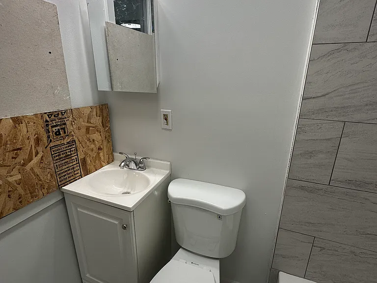 242 Newhall St #1 — Photo 5