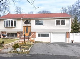 58 Bayview Rd, Marblehead, MA 01945