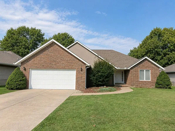 303 N Laurel Ln, Nixa, MO 65714