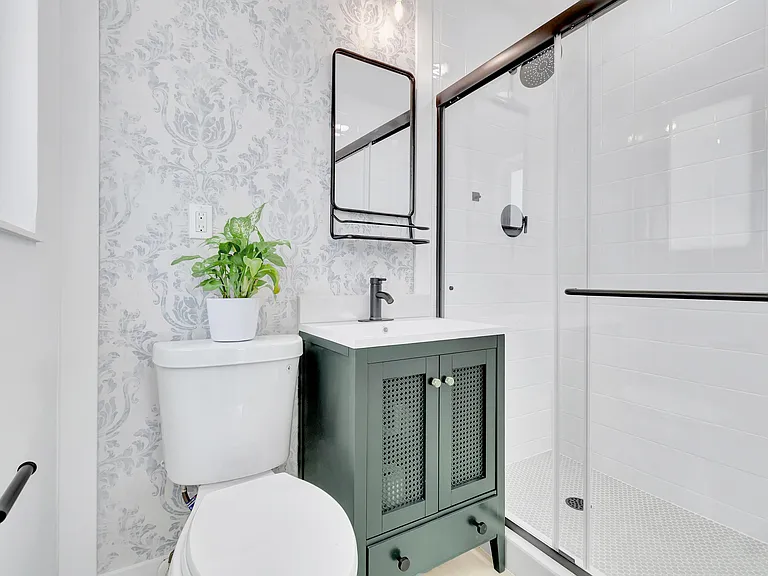 620 Las Palmas Park — Photo 15