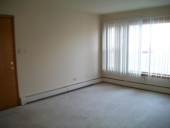 4th image of 512 Kungs Way APT 1C