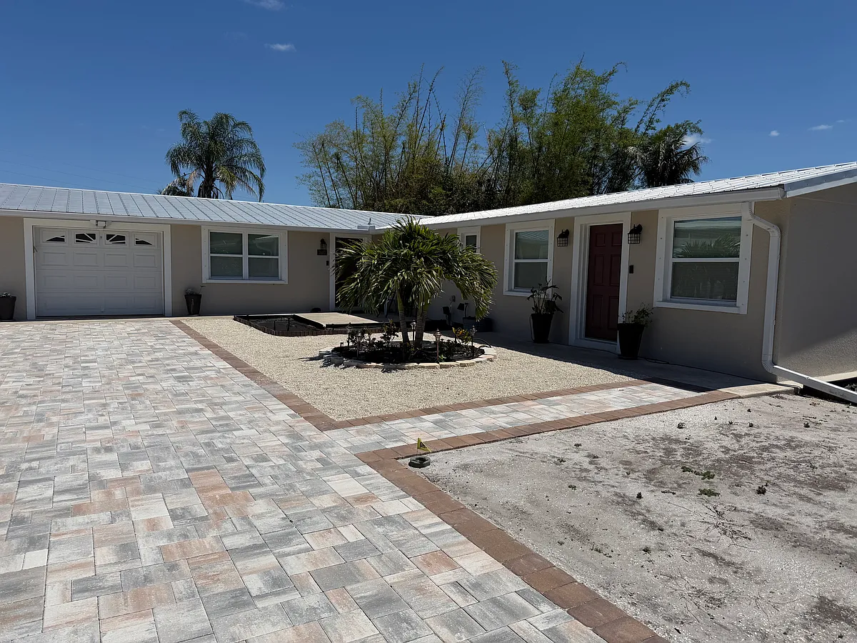 Building Photo - 7607 Cove Ter