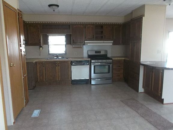 3rd image of 5 N Whispering Ln #149