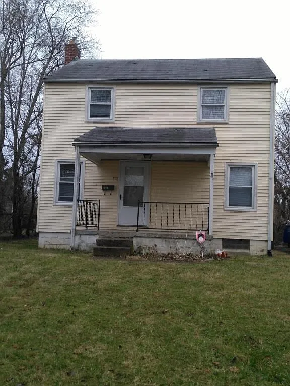 2333 Taylor Ave photo 1