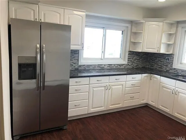 77 Nassau Ln #U — Photo 2