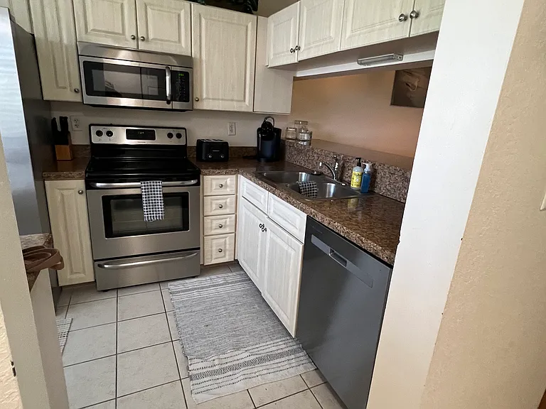 14661 Lakewood Trace Ct #304 — Photo 6