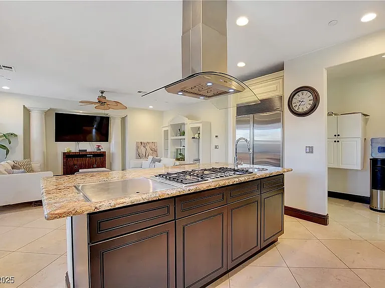 3541 Winter Wren St — Photo 16