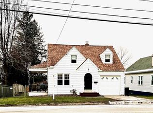 62 Clinton Rd, New Hartford, NY 13413