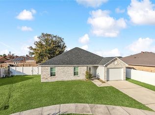 2412 Sunset Dr, Harvey, LA 70058