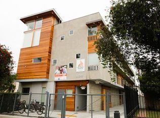 1188 W 36th Pl APT 3, Los Angeles, CA 90007