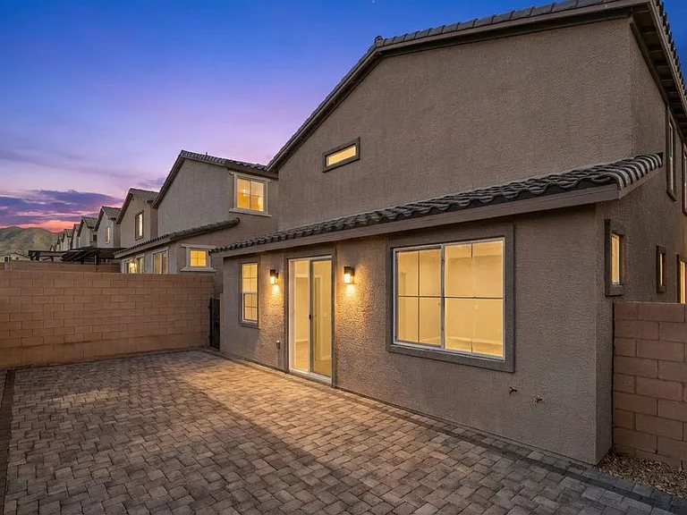 10949 Oregano Ave — Photo 60