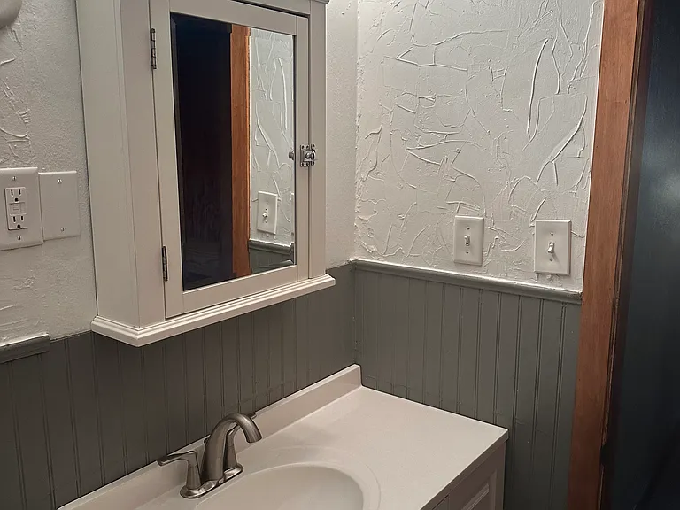 3878 Crary Dr — Photo 9