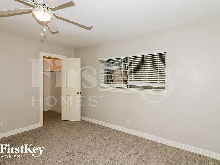 15631 Cascade Point Dr — Photo 11