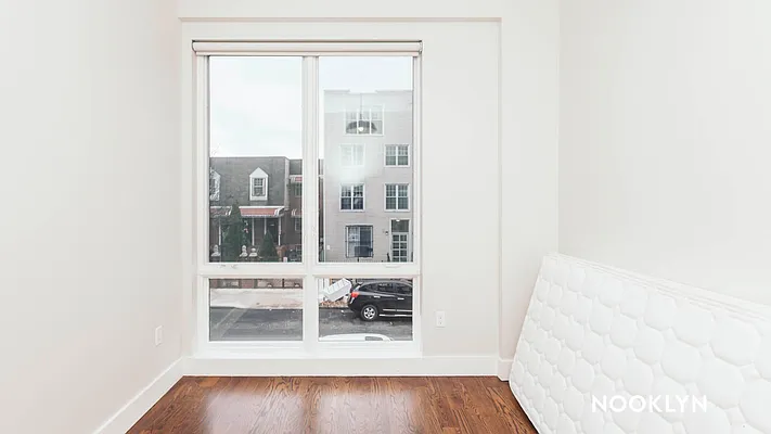 Rented by Nooklyn NYC LLC | media 19