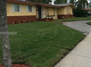 4229 NW 2nd St, Plantation, FL 33317