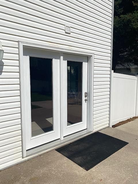 Private Entry into Apartment Suite
