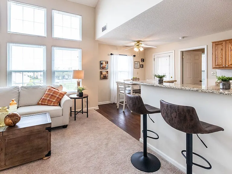 Windsong Place Apartments — Photo 61