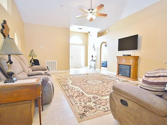 5th image of 1709 Alhambra Crest Dr
