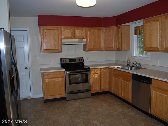 4th image of 388 Woodberry Dr