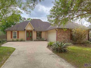 18054 Lake Iris Ave, Baton Rouge, LA 70817