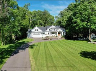 91 Wildhurst Rd, Tonka Bay, MN 55331