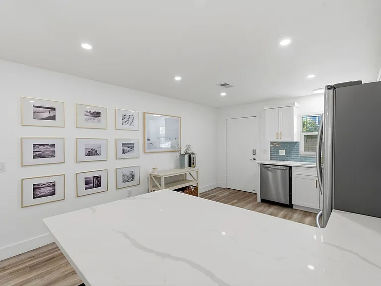 7003 Sunset Way #4 — Photo 9